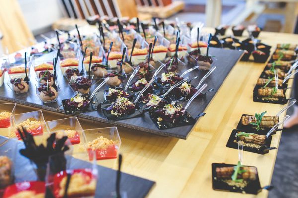 Tips voor het regelen van de catering op evenementen